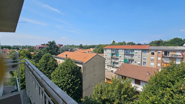 Appartamento in vendita a Limbiate