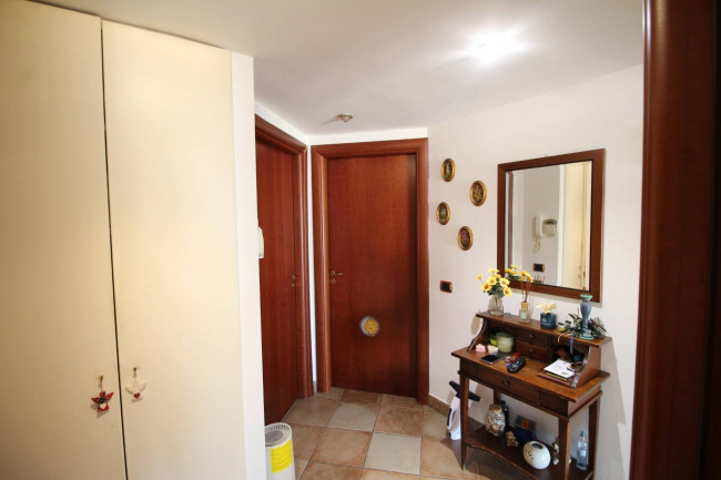 Appartamento in vendita a Limbiate