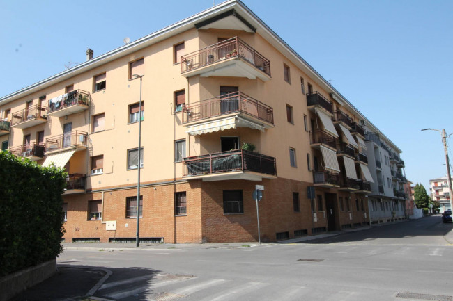 Appartamento in vendita a Limbiate