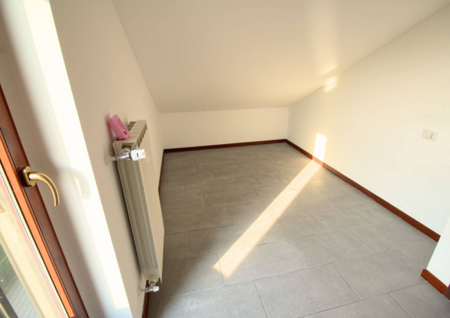 Appartamento in vendita a Limbiate