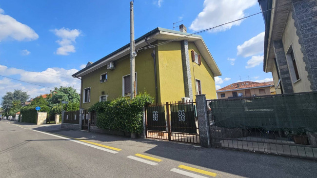 Appartamento in vendita a Limbiate