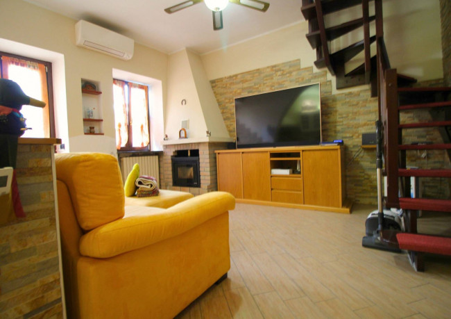 Casa Indipendente in vendita a San Giorgio su Legnano