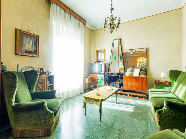 Appartamento in vendita a Varedo
