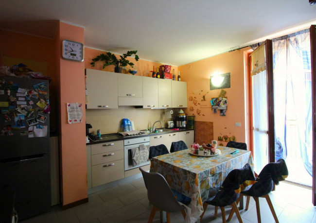 Appartamento in vendita a Limbiate