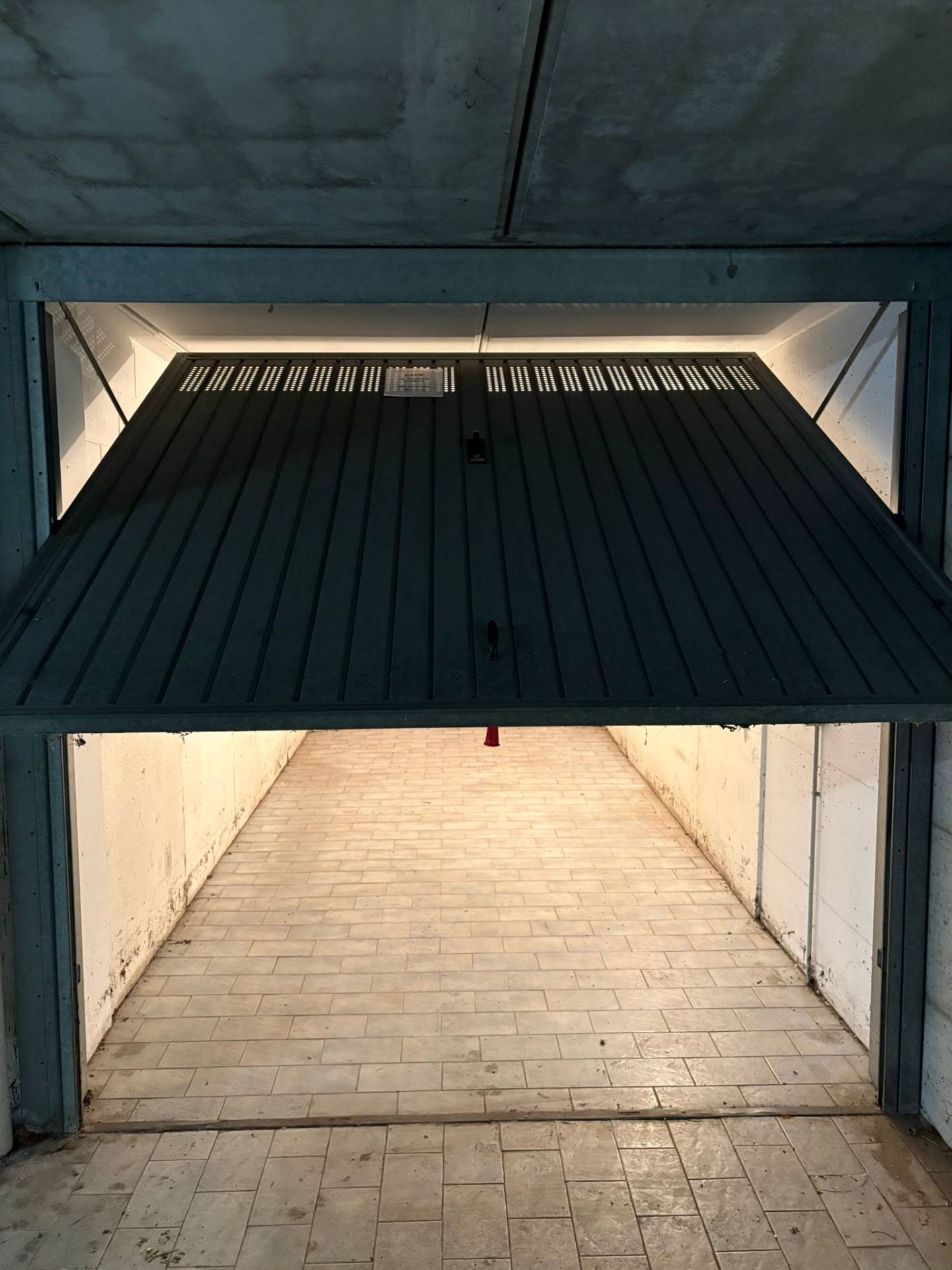Box o garage in vendita a Cernusco sul Naviglio