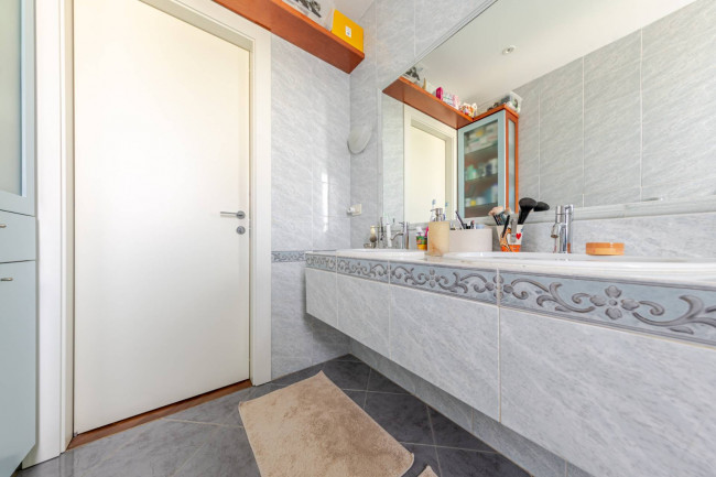  for sale in Cernusco sul Naviglio