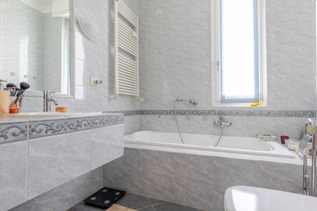  for sale in Cernusco sul Naviglio