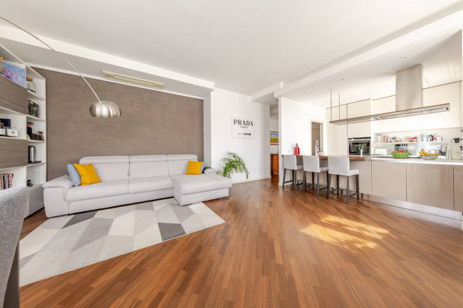  for sale in Cernusco sul Naviglio