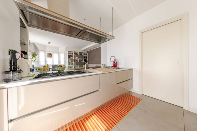  for sale in Cernusco sul Naviglio