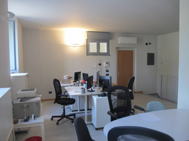 Studio/Ufficio in affitto a Cernusco sul Naviglio