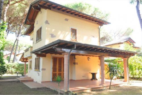 Casa singola in vendita a Pietrasanta