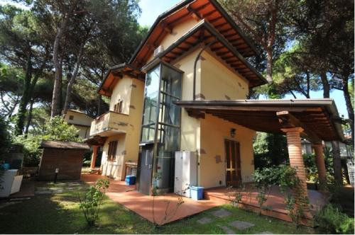 Casa singola in vendita a Pietrasanta