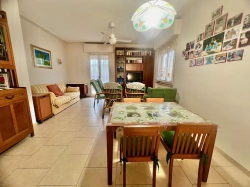 Villa Bifamiliare in vendita a Forte dei Marmi