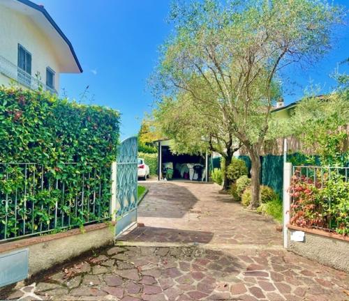 Villa Bifamiliare in vendita a Forte dei Marmi
