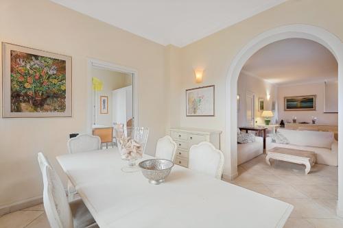Villa Bifamiliare in vendita a Forte dei Marmi