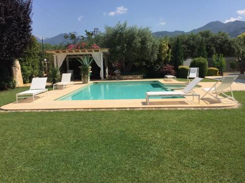 Villa in vendita a Forte dei Marmi