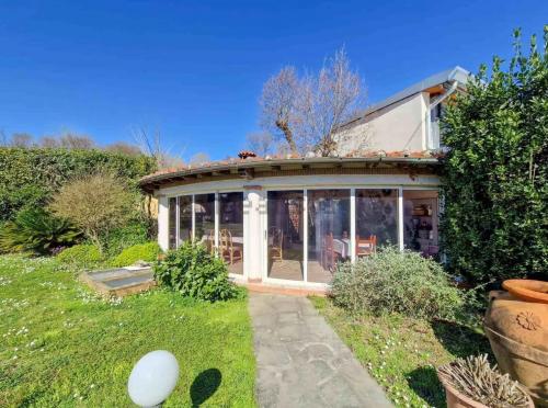 Villa in vendita a Pietrasanta