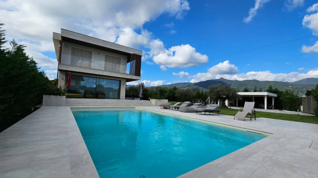 Villa in vendita a Forte dei Marmi