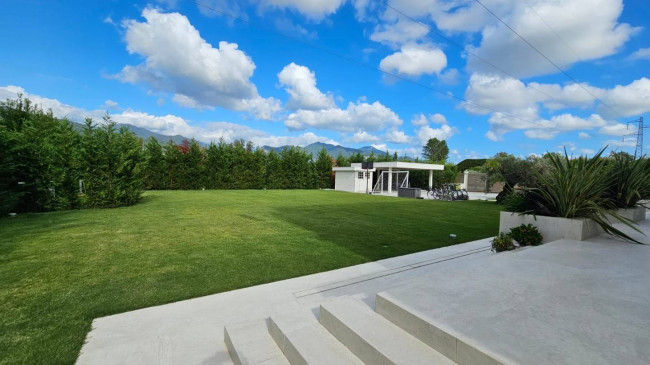 Villa in vendita a Forte dei Marmi