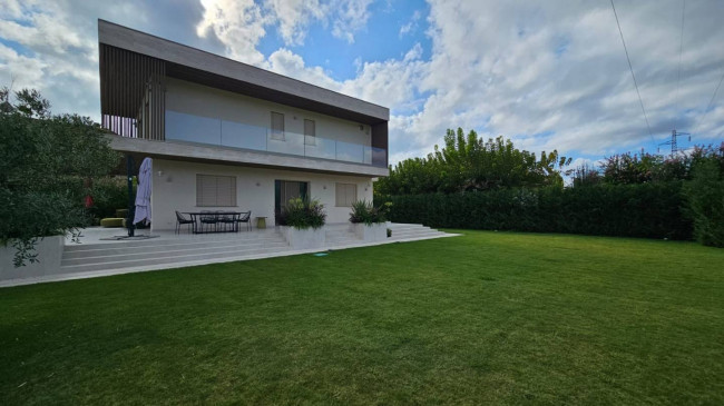 Villa in vendita a Forte dei Marmi