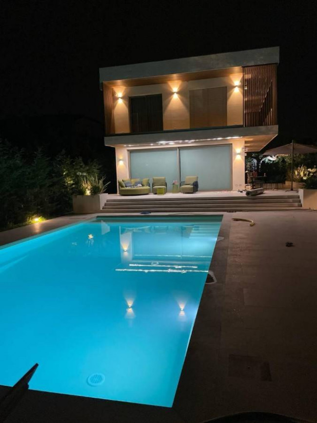 Villa in vendita a Forte dei Marmi