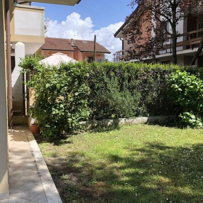 Villette a schiera in vendita a Montignoso