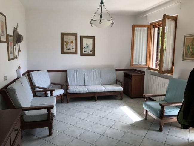 Villette a schiera in vendita a Montignoso