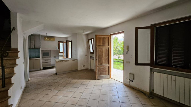 Villette a schiera in vendita a Montignoso
