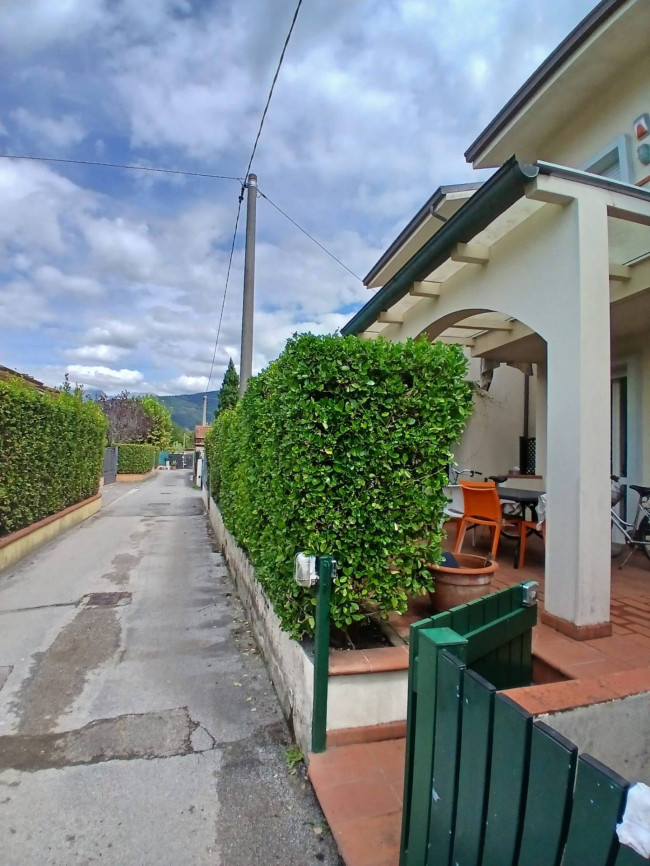 Villette a schiera in vendita a Massa