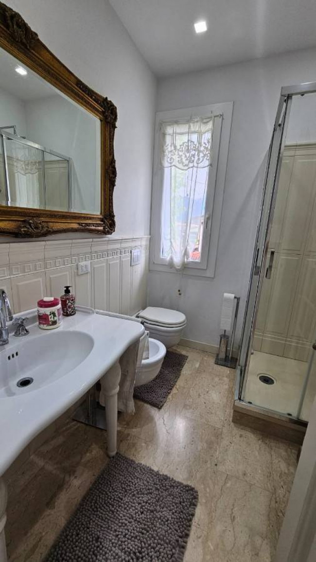 Villa Bifamiliare in vendita a Forte dei Marmi