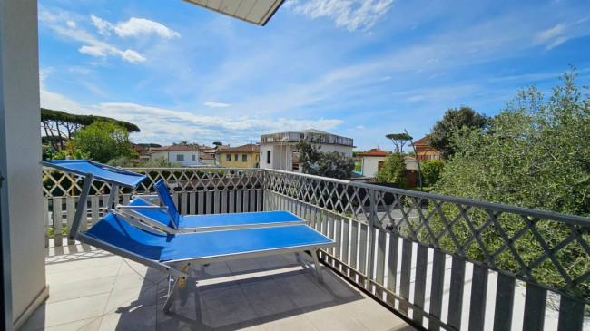 Villa Bifamiliare in vendita a Forte dei Marmi