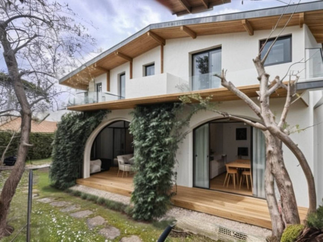 Casa singola in vendita a Forte dei Marmi