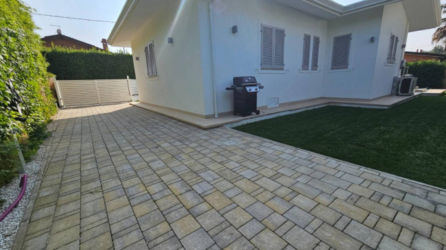 Casa singola in vendita a Forte dei Marmi
