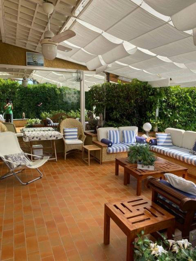 Villa Bifamiliare in vendita a Forte dei Marmi