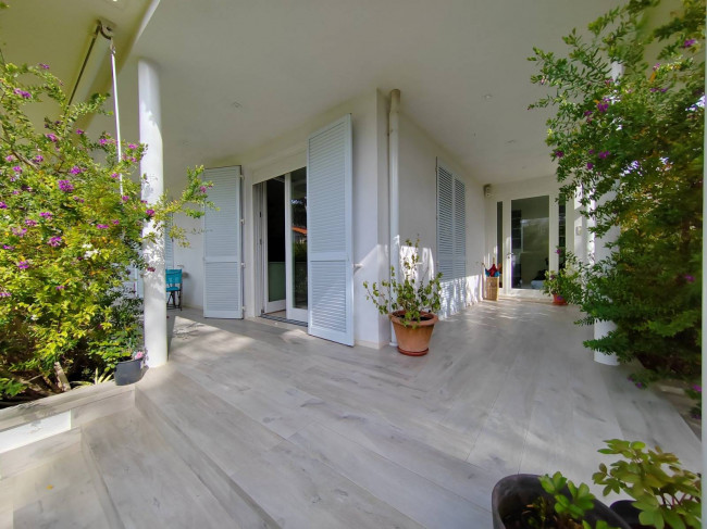 Villa Bifamiliare in vendita a Forte dei Marmi