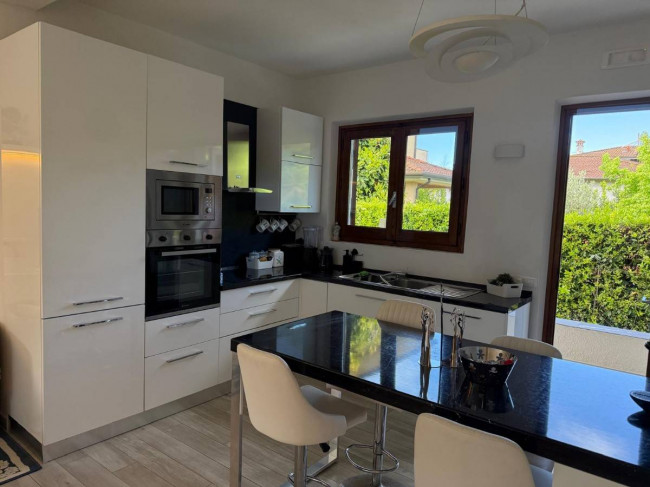 Villa Bifamiliare in vendita a Forte dei Marmi