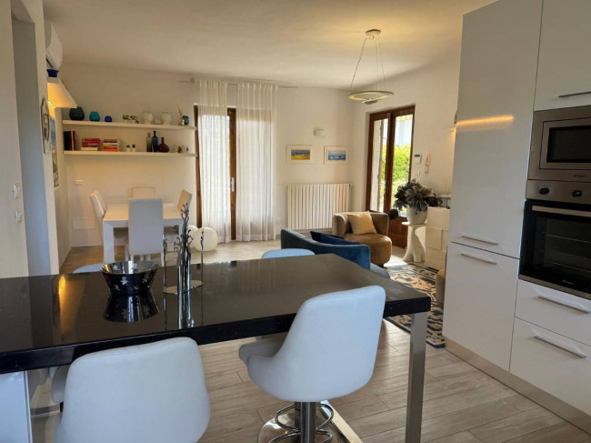 Villa Bifamiliare in vendita a Forte dei Marmi