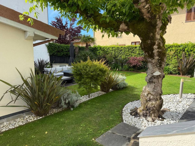 Villa Bifamiliare in vendita a Forte dei Marmi