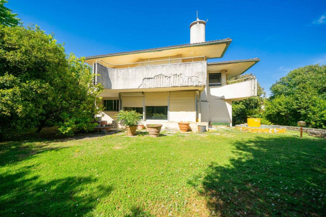 Casa singola in vendita a Forte dei Marmi