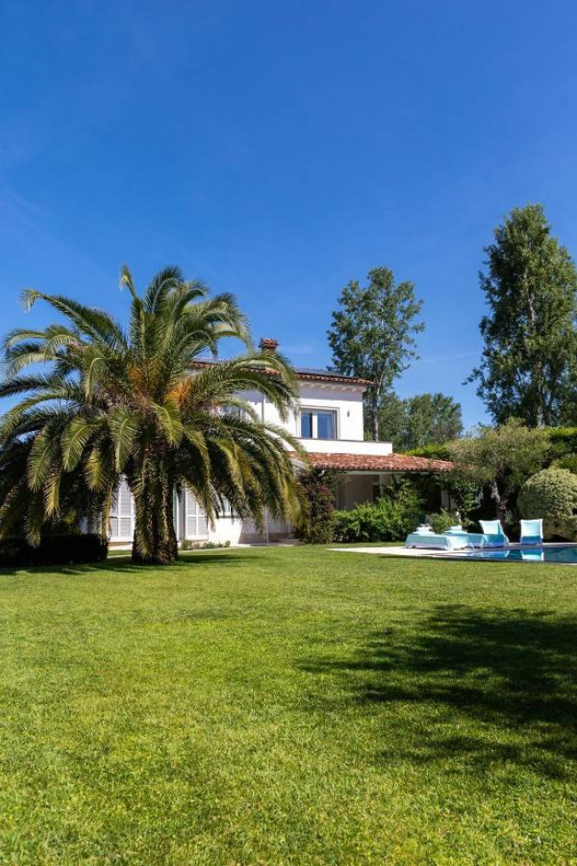 Villa in vendita a Forte dei Marmi