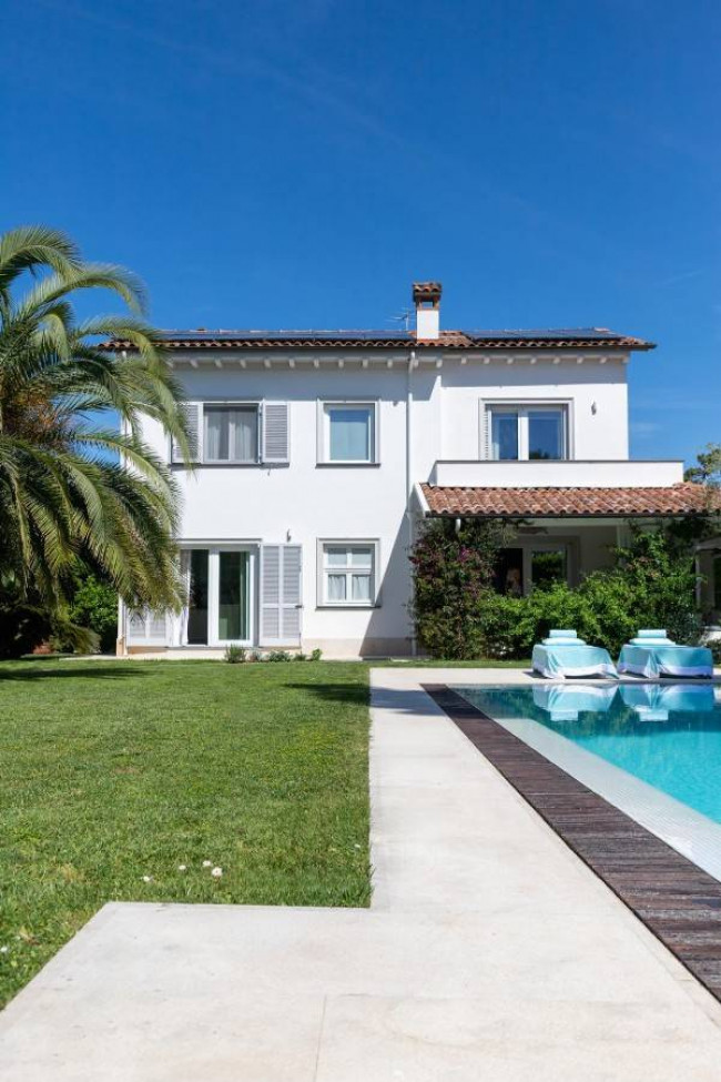 Villa in vendita a Forte dei Marmi