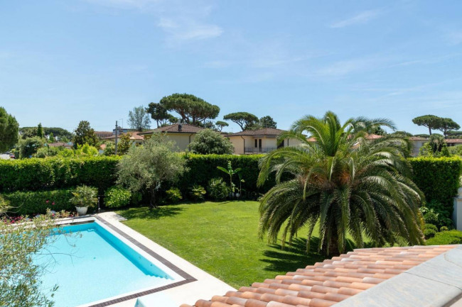 Villa in vendita a Forte dei Marmi