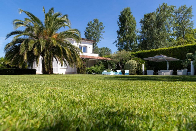 Villa in vendita a Forte dei Marmi