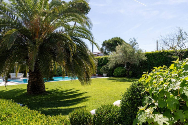 Villa in vendita a Forte dei Marmi