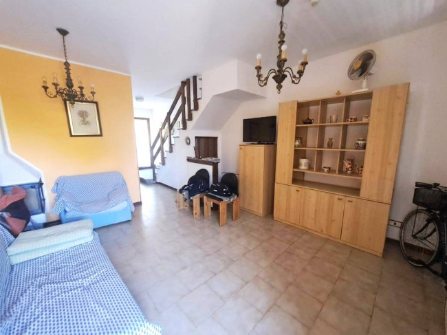 Villette a schiera in vendita a Massa
