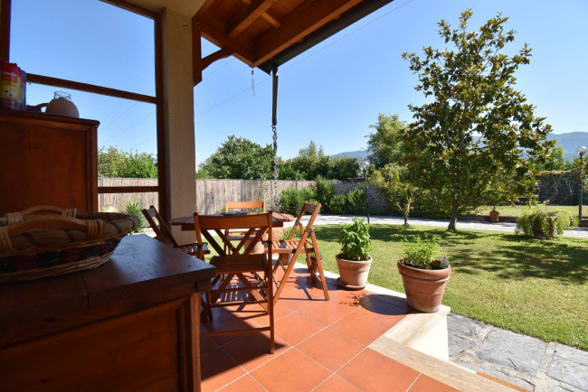Villa Bifamiliare in vendita a Forte dei Marmi