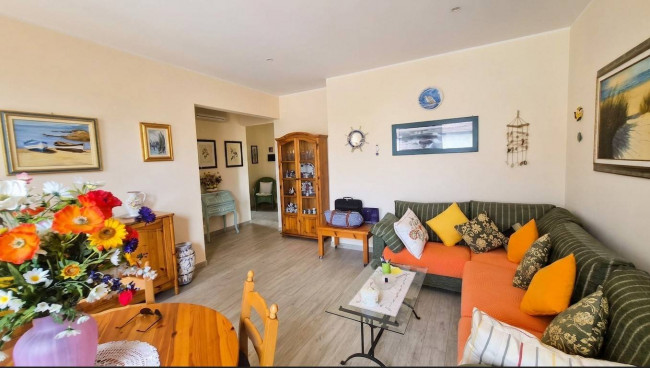Villa in vendita a Montignoso