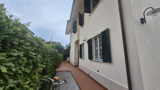 Villa in vendita a Montignoso