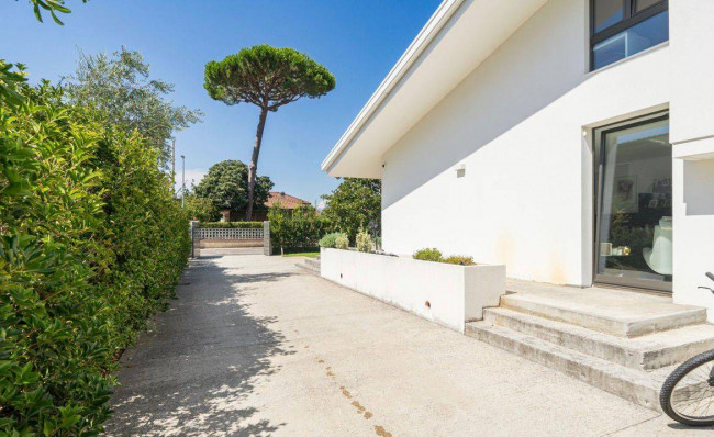 Casa singola in vendita a Pietrasanta