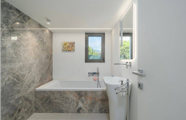 Casa singola in vendita a Pietrasanta